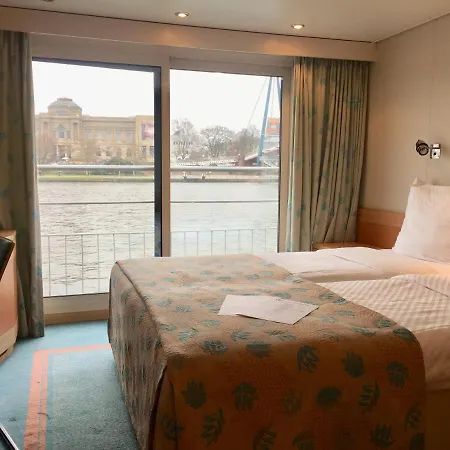Ms Select Bellejour - Düsseldorf
